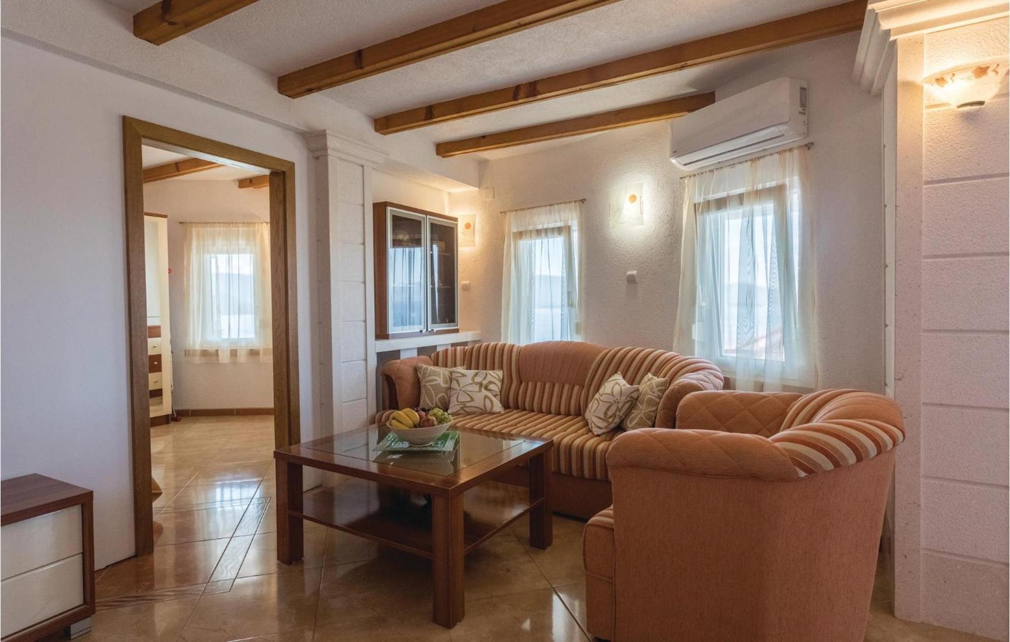 Lovely Apartment In Komarna With House Sea View Klek Extérieur photo